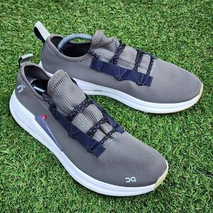 ON CLOUDEASY - Mens Sneakers - SIZE 12